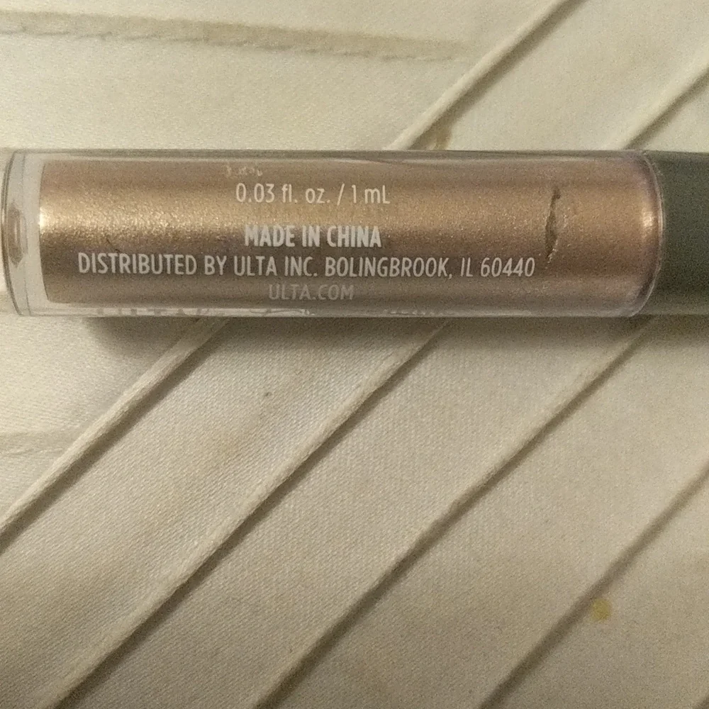 Metallic Cream Eyeshadow